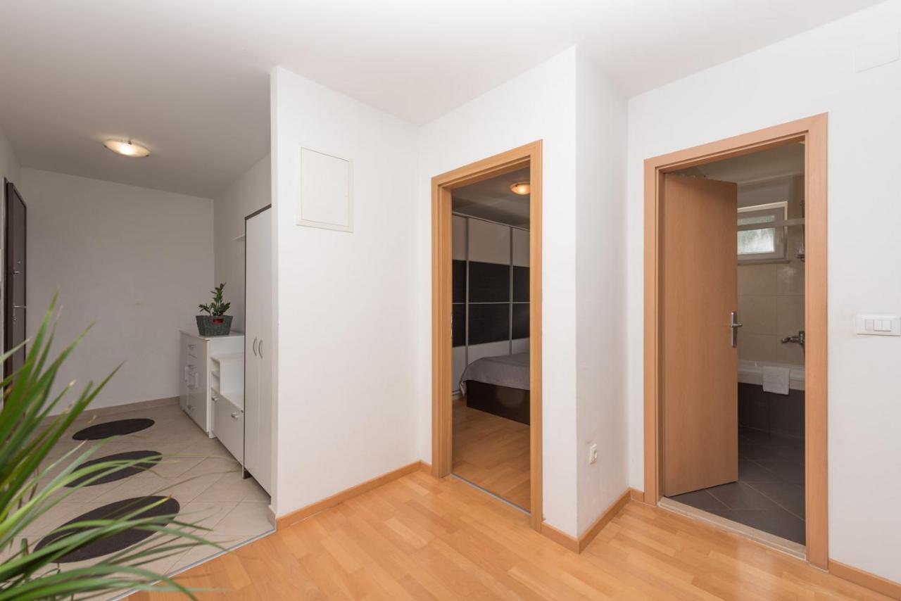 Apartment Sea View In Makarska, Free Parking Exterior foto